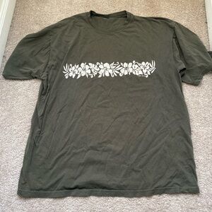 Old Navy Dark Green Floral Men's Tee